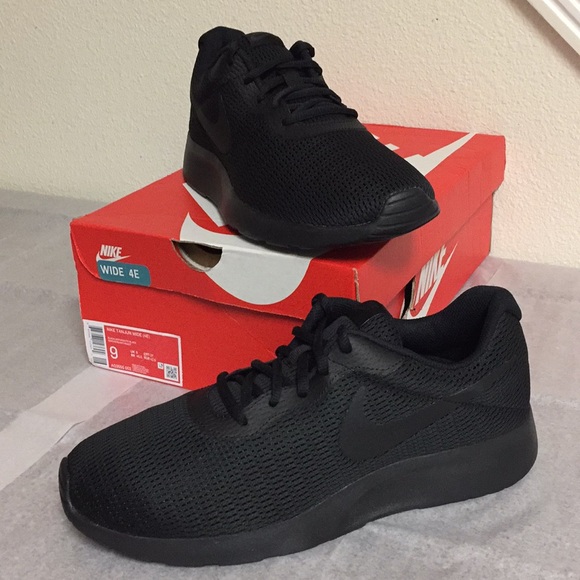 nike tanjun mens wide
